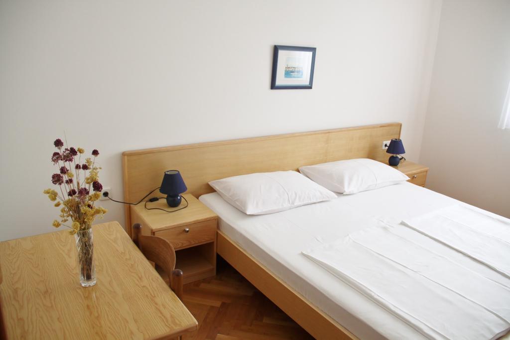 Apartments Culjak Rab Rab Town Kamer foto