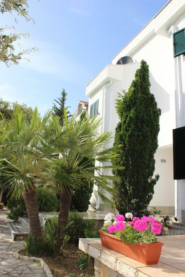 Apartments Culjak Rab Rab Town Buitenkant foto